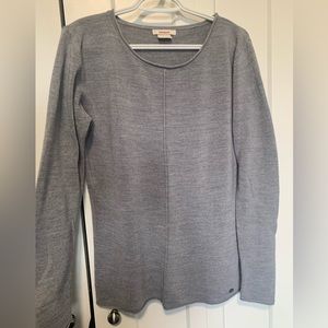 Grey Manguun medium women’s long sleeve top